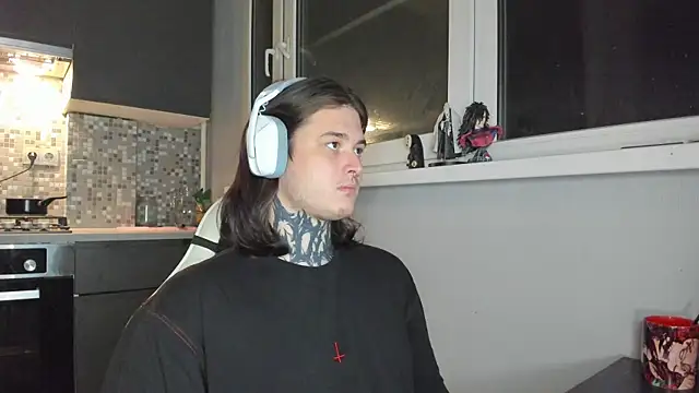 Snapshot of _torfin_ chatting on March 2025 08:38:02 PM torfin online show from March 2025 08:38:02 PM