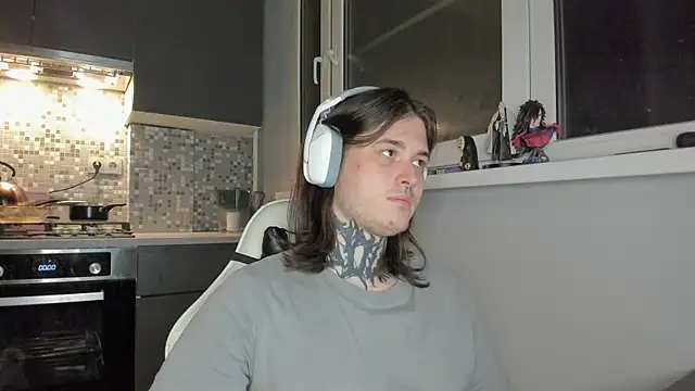 Snapshot of _torfin_ chatting on March 2025 10:20:01 PM torfin online show from March 2025 10:20:01 PM