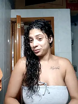 Snapshot of Shura_xxxBig chatting on December 2025 01:26:02 AM Shura xxxBig online show from December 2025 01:26:02 AM