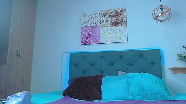 Kim clark1 online show from January 2025 05:47:02 PM