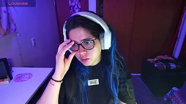 Vallolet Spencer online show from January 2025 08:49:02 AM