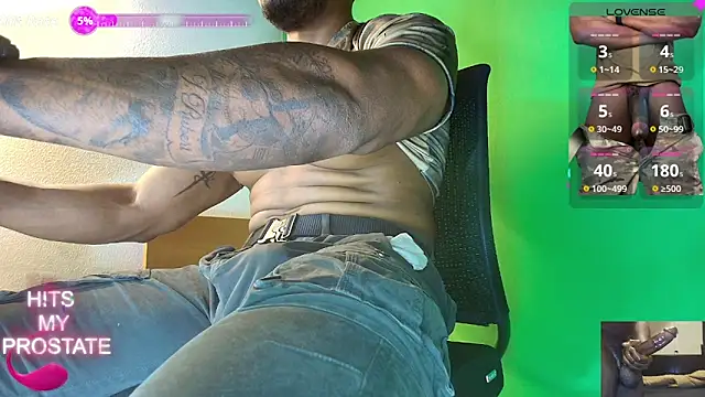 Snapshot of hot_black3 chatting on October 2025 03:10:01 PM hot black3 online show from October 2025 03:10:01 PM