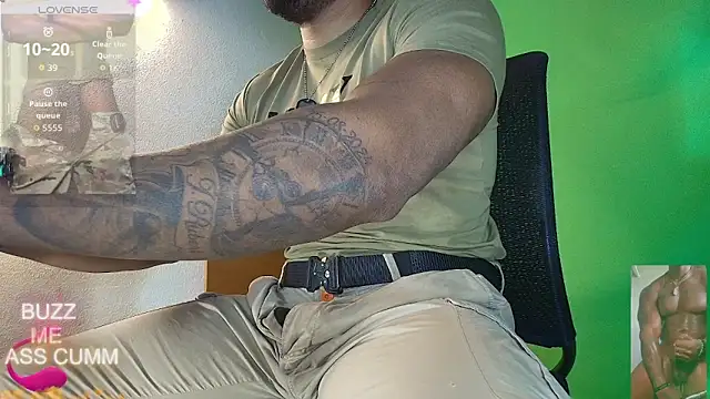 Snapshot of hot_black3 chatting on February 2026 05:15:01 AM hot black3 online show from February 2026 05:15:01 AM