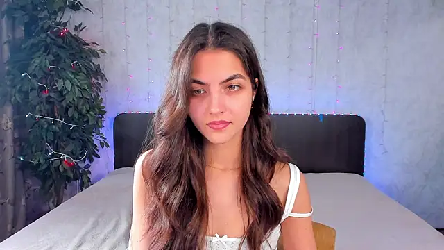 Milana Crystal  online show from February 2025 11:08:02 AM