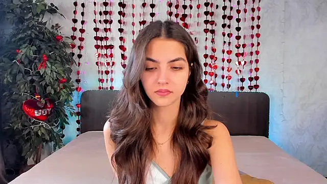 Milana Crystal  online show from February 2025 08:27:02 AM