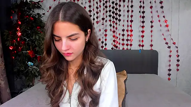 Milana Crystal  online show from February 2026 08:16:02 AM