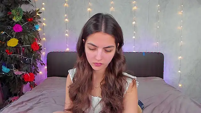 Milana Crystal  online show from May 2026 07:14:02 AM