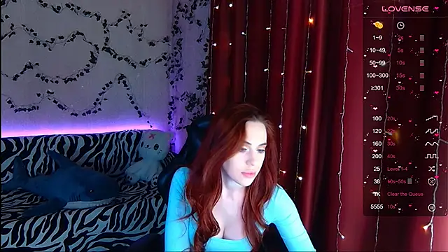 Snapshot of Sidney_blush chatting on March 2025 04:21:02 AM Sidney blush online show from March 2025 04:21:02 AM