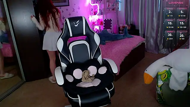 Snapshot of Sidney_blush chatting on February 2026 03:59:02 AM Sidney blush online show from February 2026 03:59:02 AM