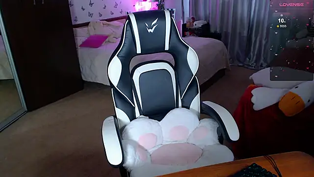 Snapshot of Sidney_blush chatting on March 2026 05:02:01 AM Sidney blush online show from March 2026 05:02:01 AM