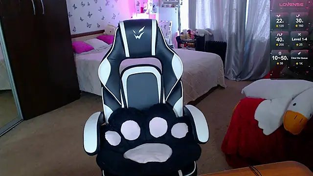 Snapshot of Sidney_blush chatting on March 2026 06:57:01 AM Sidney blush online show from March 2026 06:57:01 AM