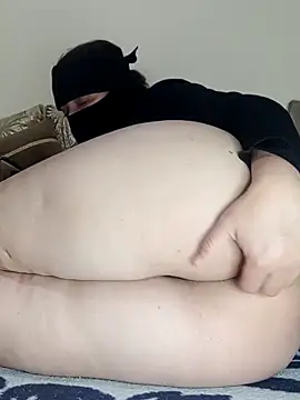 Snapshot of eylimeme chatting on February 2025 08:58:02 PM eylimeme online show from February 2025 08:58:02 PM