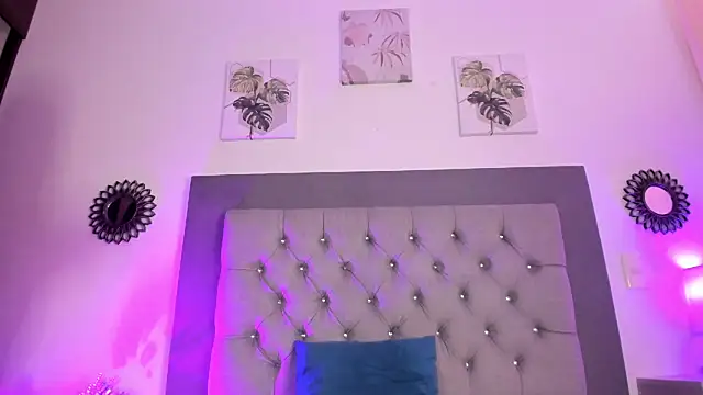 Kylie2211 online show from March 2025 06:37:02 PM