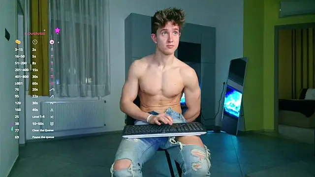 ChristianLevine  online show from October 2025 05:20:02 AM