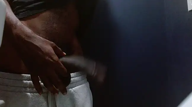 Snapshot of phbbcsham chatting on December 2024 08:50:02 AM phbbcsham online show from December 2024 08:50:02 AM