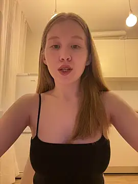 Snapshot of Eva_Weyne chatting on February 2026 08:17:02 PM Eva Weyne online show from February 2026 08:17:02 PM