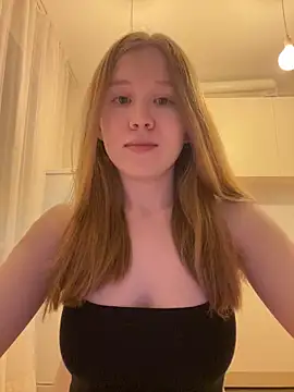 Snapshot of Eva_Weyne chatting on February 2026 09:16:01 PM Eva Weyne online show from February 2026 09:16:01 PM