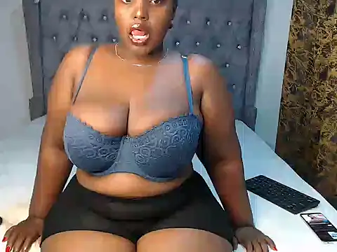 Snapshot of chococreamie chatting on March 2025 04:09:01 PM chococreamie online show from March 2025 04:09:01 PM