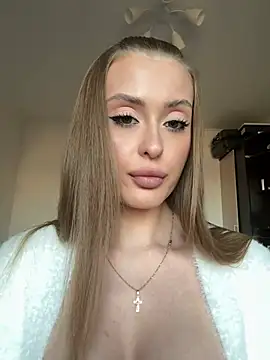 Sweet  Milly online show from June 2026 04:45:01 PM