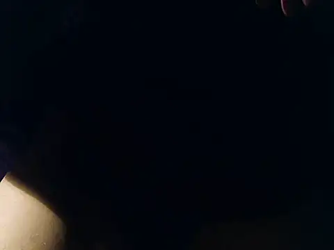 Snapshot of AllllYoursGirls chatting on December 2024 11:23:02 PM AllllYoursGirls online show from December 2024 11:23:02 PM