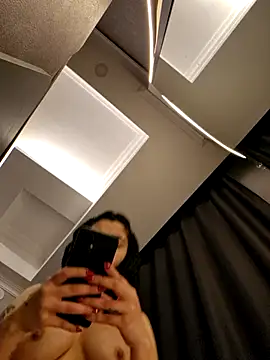 Esmertarcinim online show from February 2025 12:55:02 PM