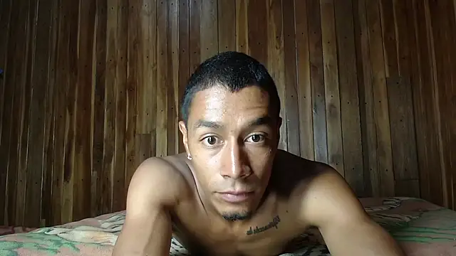 Snapshot of DEMARCOUS_NM chatting on October 2025 04:24:02 PM DEMARCOUS NM online show from October 2025 04:24:02 PM