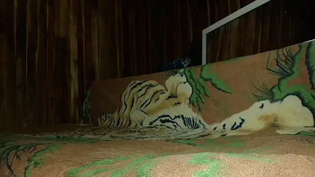 Snapshot of DEMARCOUS_NM chatting on November 2025 01:23:02 PM DEMARCOUS NM online show from November 2025 01:23:02 PM