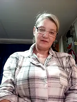 irinamaux online show from May 2026 05:26:01 AM