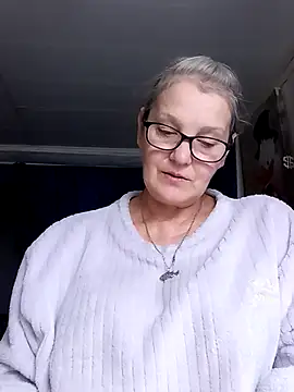 irinamaux online show from July 2026 08:48:01 PM