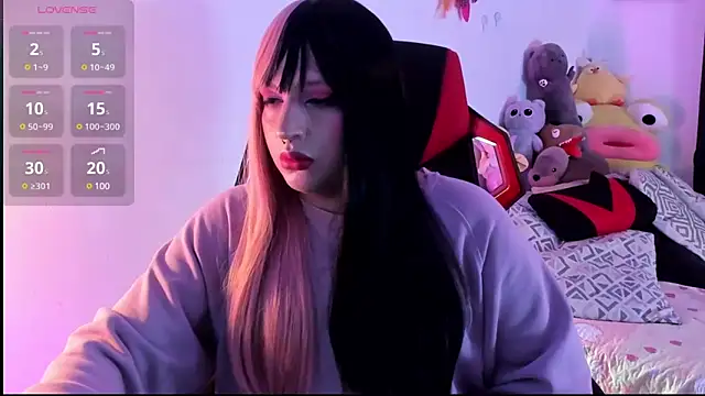  Skie  online show from February 2025 08:33:02 AM