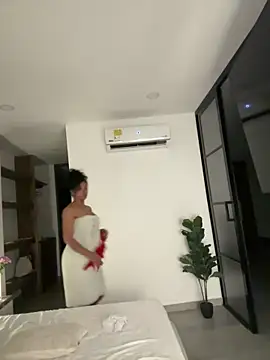 Brunettexio online show from January 2025 12:55:01 AM