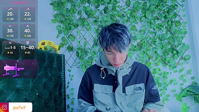 Snapshot of Levii_Ackermann chatting on November 2025 01:57:02 PM Levii Ackermann online show from November 2025 01:57:02 PM