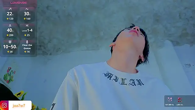 Snapshot of Levii_Ackermann chatting on February 2026 02:18:01 PM Levii Ackermann online show from February 2026 02:18:01 PM