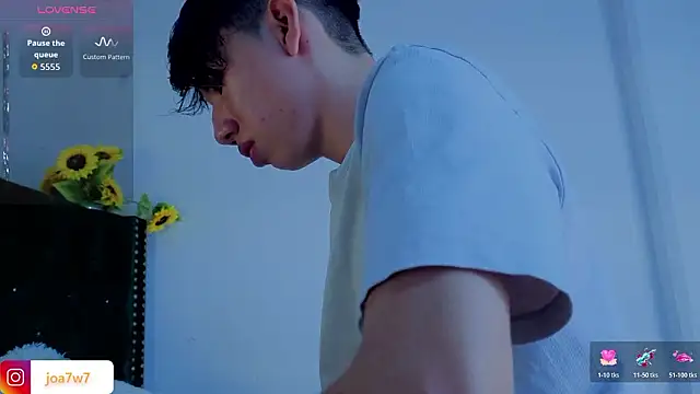 Snapshot of Levii_Ackermann chatting on March 2026 02:24:01 PM Levii Ackermann online show from March 2026 02:24:01 PM