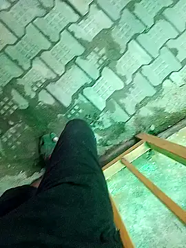 Snapshot of mr_slim_body chatting on December 2024 03:17:01 PM mr slim body online show from December 2024 03:17:01 PM