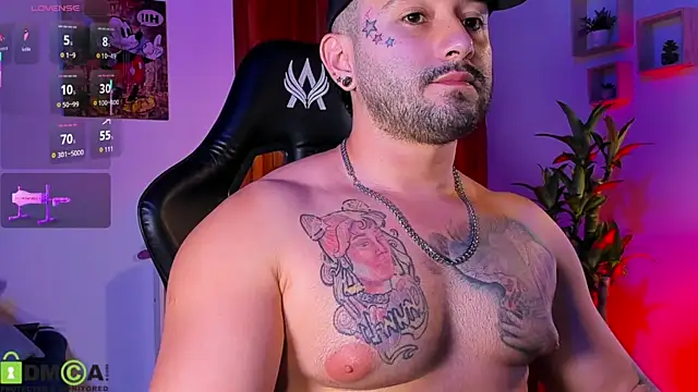 Snapshot of Alex_maraj chatting on December 2025 12:18:01 AM Alex maraj online show from December 2025 12:18:01 AM