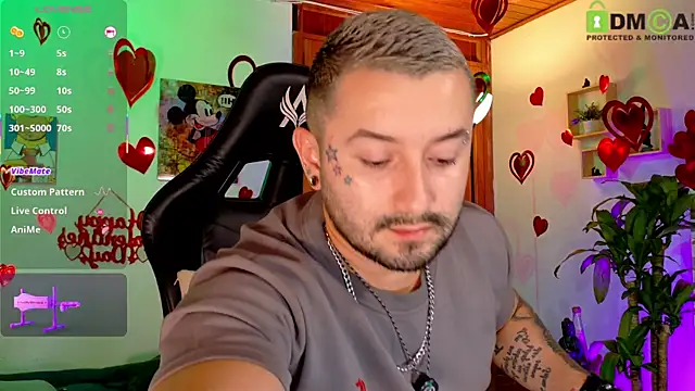 Snapshot of Alex_maraj chatting on February 2026 08:14:01 PM Alex maraj online show from February 2026 08:14:01 PM