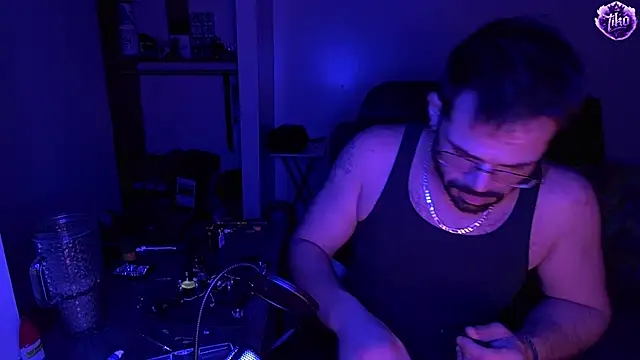 Zander823 online show from April 2026 07:31:01 AM