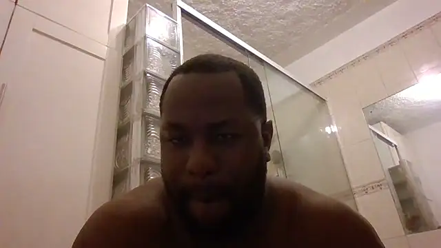 Snapshot of Bighood_T chatting on October 2025 03:47:02 AM Bighood T online show from October 2025 03:47:02 AM