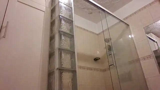 Snapshot of Bighood_T chatting on February 2026 06:13:01 AM Bighood T online show from February 2026 06:13:01 AM