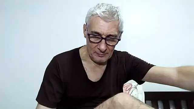 BIGUNCUTHARDCOCK online show from February 2026 01:09:02 PM