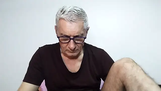 BIGUNCUTHARDCOCK online show from March 2026 01:32:02 AM