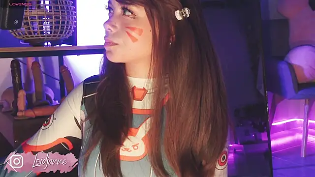 loIijanne online show from September 2025 03:28:01 AM