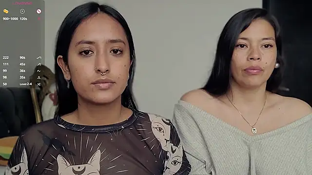 Snapshot of 2SummerLove1 chatting on December 2024 07:42:02 PM 2SummerLove1 online show from December 2024 07:42:02 PM