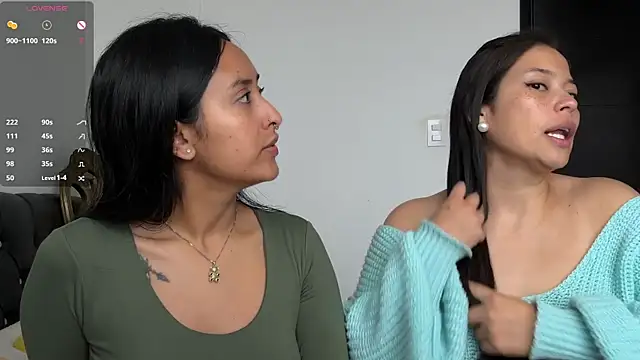 Snapshot of 2SummerLove1 chatting on March 2025 03:13:02 PM 2SummerLove1 online show from March 2025 03:13:02 PM