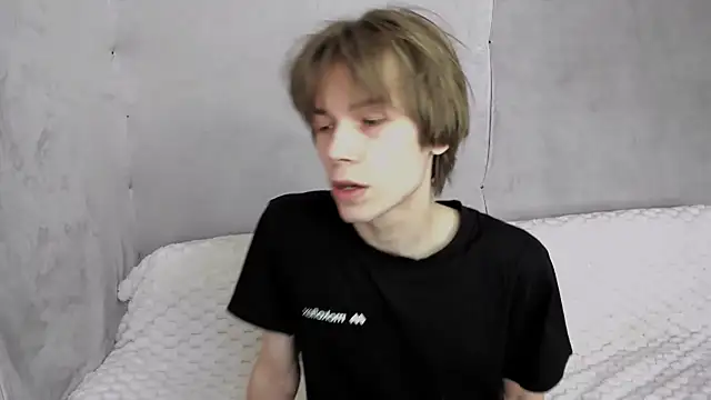 Makentoshi  online show from September 2025 07:30:01 AM