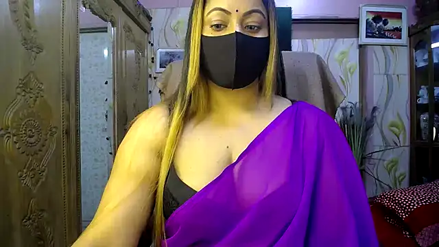 Snapshot of SohanaSabaSexy chatting on September 2025 01:28:01 AM SohanaSabaSexy online show from September 2025 01:28:01 AM