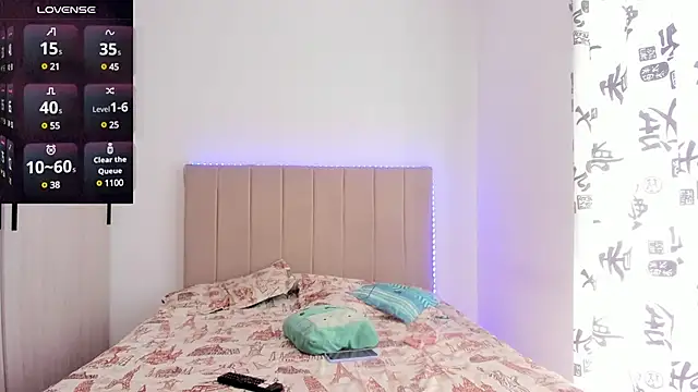 Snapshot of Samyq8 chatting on March 2025 07:13:02 PM Samyq8 online show from March 2025 07:13:02 PM