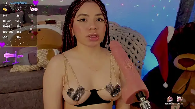 Snapshot of Queen_Deepthroat chatting on December 2024 02:31:02 AM Queen Deepthroat online show from December 2024 02:31:02 AM