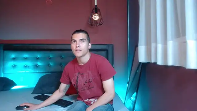  Tattoo Couple online show from March 2025 02:01:01 PM